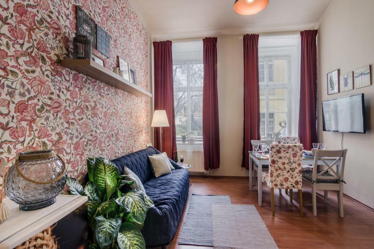 Prague Apt Near Charles Bridge By Michal&Friends Buitenkant foto