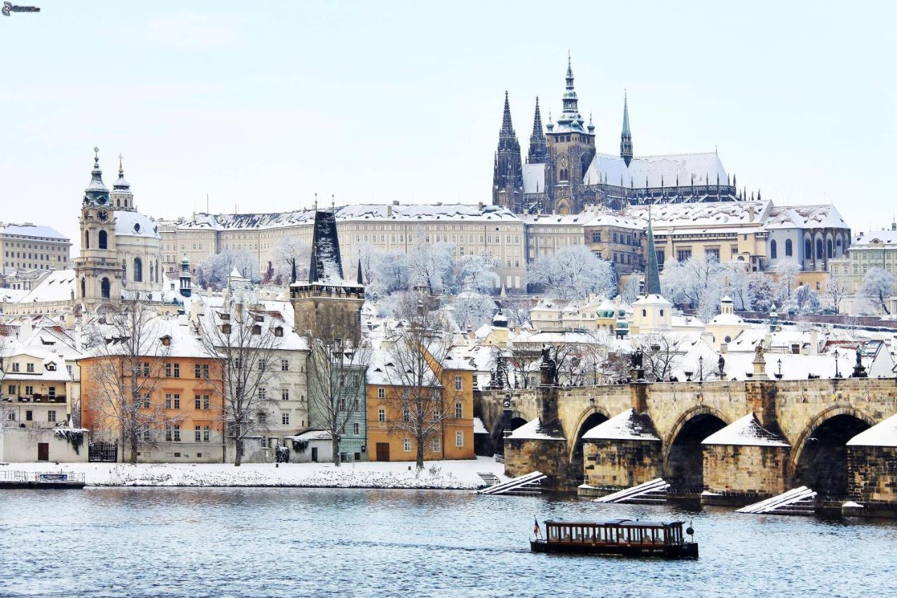 Prague Apt Near Charles Bridge By Michal&Friends Buitenkant foto